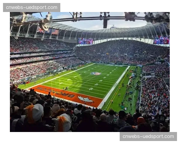 托特纳姆热刺球场将于4月25日承办NFL伦敦赛，测试足球与橄榄球场地快速转换技术